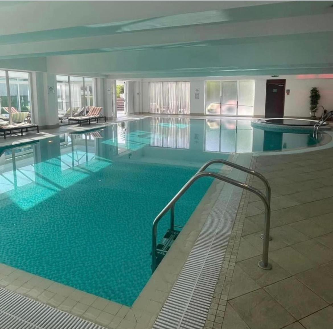 Towers Hotel & Spa Σουόνσι Εξωτερικό φωτογραφία
